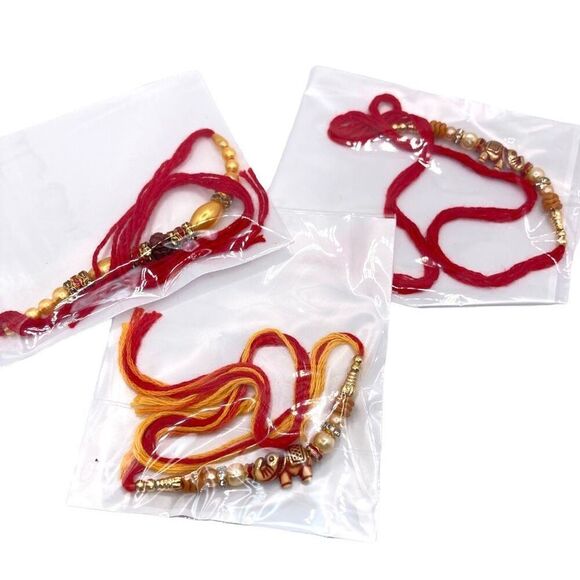 Women’s Set of 3 red thread Raakhi indie bracelets - Picture 1 of 4